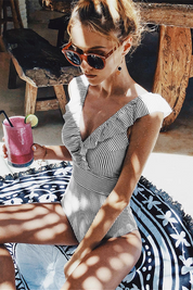 Aléa | Elegante Costume Da Bagno Intero Con Scollo A V Per Donna 2