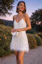 Valentina | Elegante Miniabito in Piume con Vestibilità Chic
