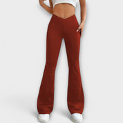 Chiara | Pantaloni Donna Relaxed Fit con Gamba Svasata per Comfort e Stile 2