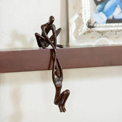 Eternal Love | Scultura Decorativa in Resina con Design Unico | Simbolo di Amore e Armonia per la Casa 3