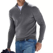 Ethan | Elegante Maglione in Lana Merino con Scollo a V 3