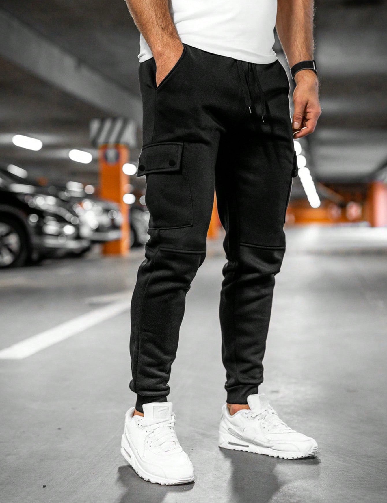 Ethan | Moderni Pantaloni della Tuta con Tasca 1