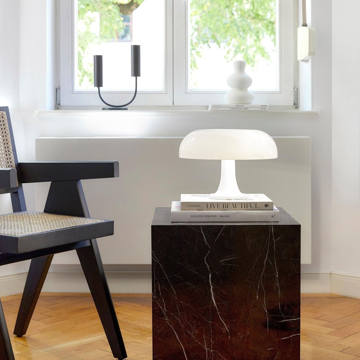 FungoLuce | Elegante Retro PVC Table Lamp for Cozy Spaces 4
