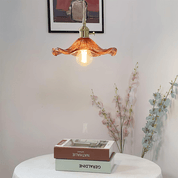 HibiscusGlow | Elegante Lampada a Sospensione in Vetro per Camera da Letto 8