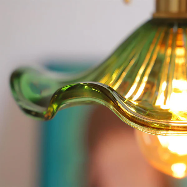 HibiscusGlow | Elegante Luminoso Lampadario in Vetro Floreale 6