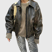 Jeans Vintage | Stampa Leopardata con Vestibilità Comoda | Stile Retrò per Ogni Occasione 4