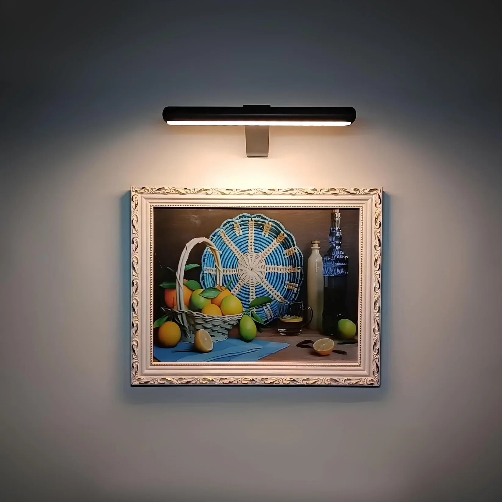 Lampada da Parete Ricaricabile con Testa Rotante a 360° | Design Elegante per Illuminare Quadri e Decorazioni 6