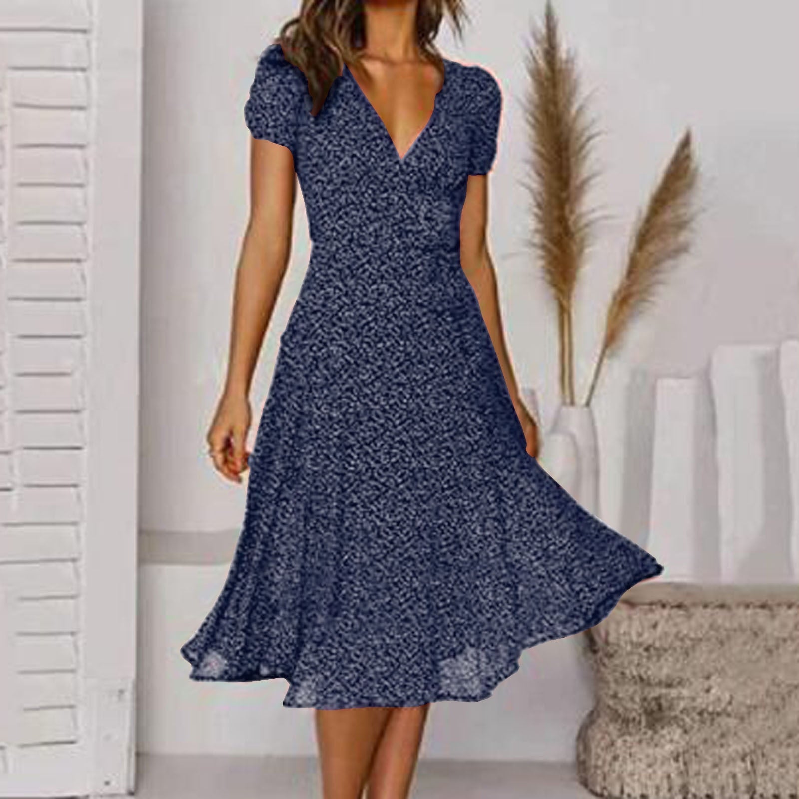 Livia | Elegante Abito A Linea Con Scollo A V Per Donna 2