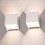 LuminaWall | Elegante Lampada da Parete LED Salvaspazio 4