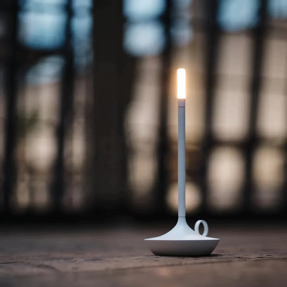 Luminaria Elegante | Raffinata Candela Dimmerabile in Alluminio 3