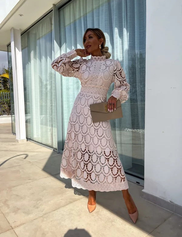 Mia | Elegante Abito Midi in Pizzo 0