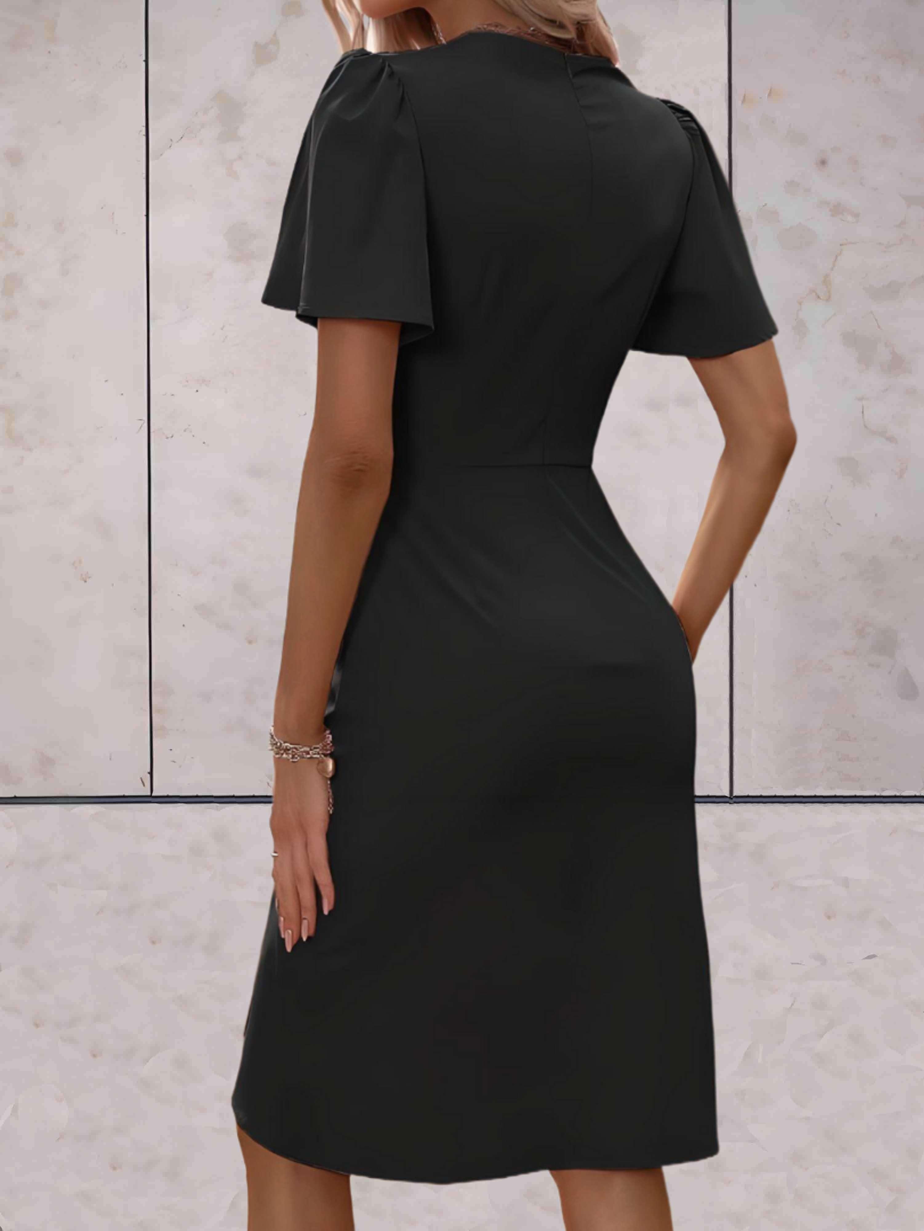 Mia | Elegante Abito a Portafoglio con Scollo a V 3