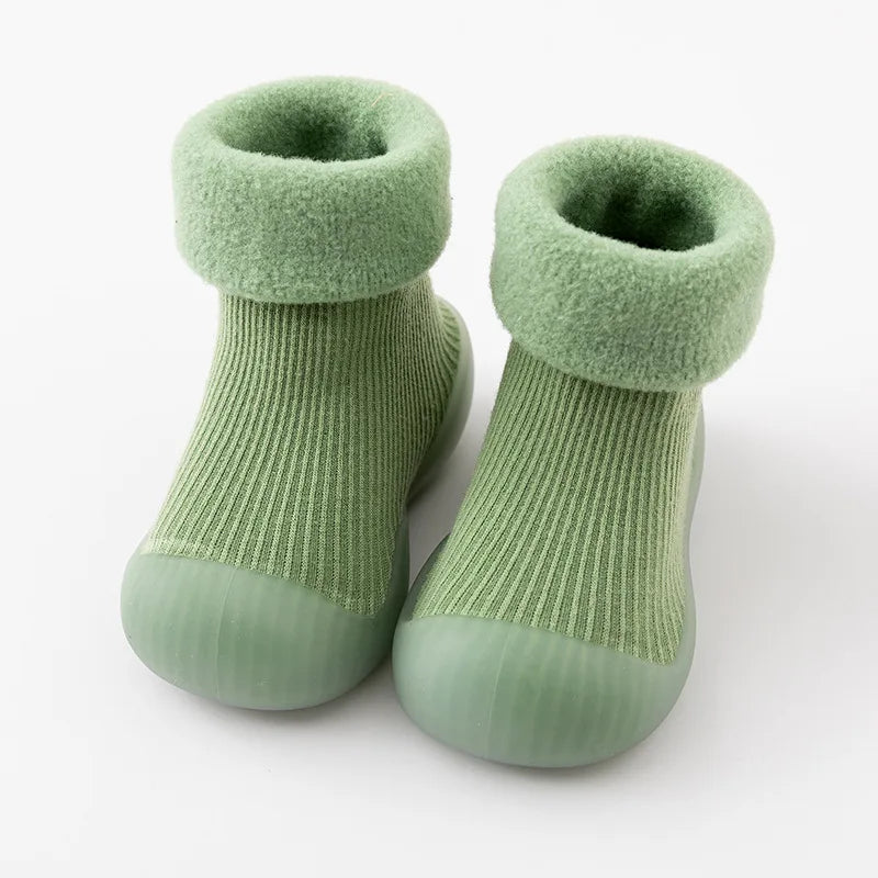MiniKicks | Scarpe a Calzino Antiscivolo per Bambini con Suola Sicura | Comfort e Sicurezza per i Piccoli 9