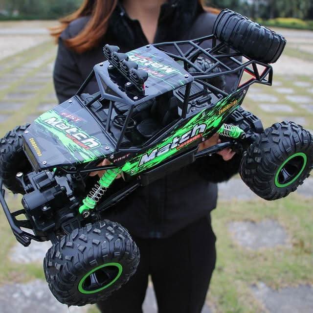 Monster Truck RC 4x4 | Design Antiurto e Pneumatici Premium | Avventura Fuoristrada per Tutti 7
