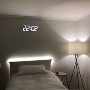 Orologio Digitale 3D con Display LED Moderno | Design Minimalista per Casa e Ufficio 2