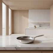 Padella Antiaderente Martellata in Titanio per Induzione | Design Elegante per Cottura Perfetta 0
