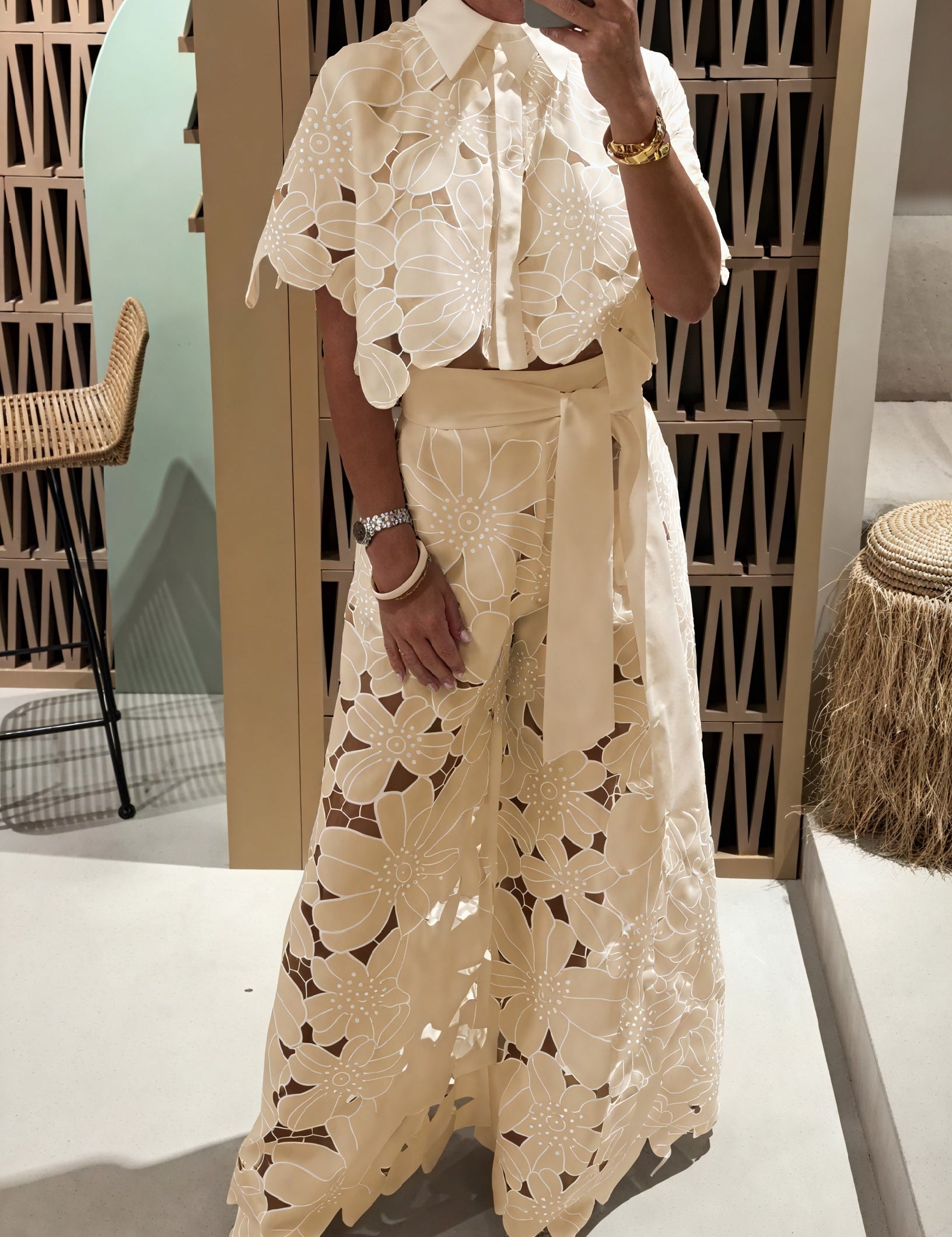 Samantha | Elegante Completo Floreale con Ricami Per Ogni Occasione 0