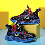 Scarpe da Ginnastica LED per Ragazzi con Suola Antiscivolo e Design Supereroe | Comfort e Sicurezza per Avventure Attive 2