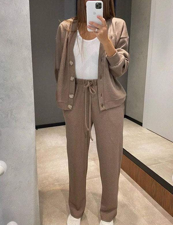 Sofia | Completo Donna Elegante in Maglia con Cardigan e Pantaloni Chic 0
