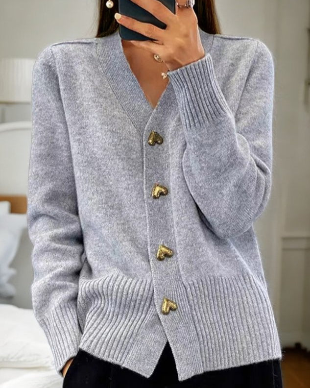Sophia | Elegante Cardigan Lungo Donna con Bottoni a Cuore 1