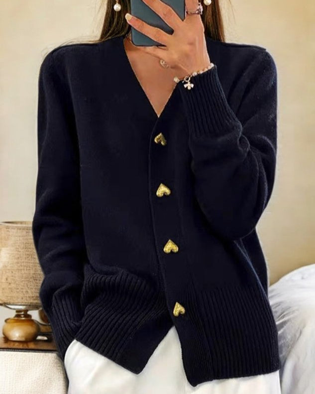 Sophia | Elegante Cardigan Lungo Donna con Bottoni a Cuore 4