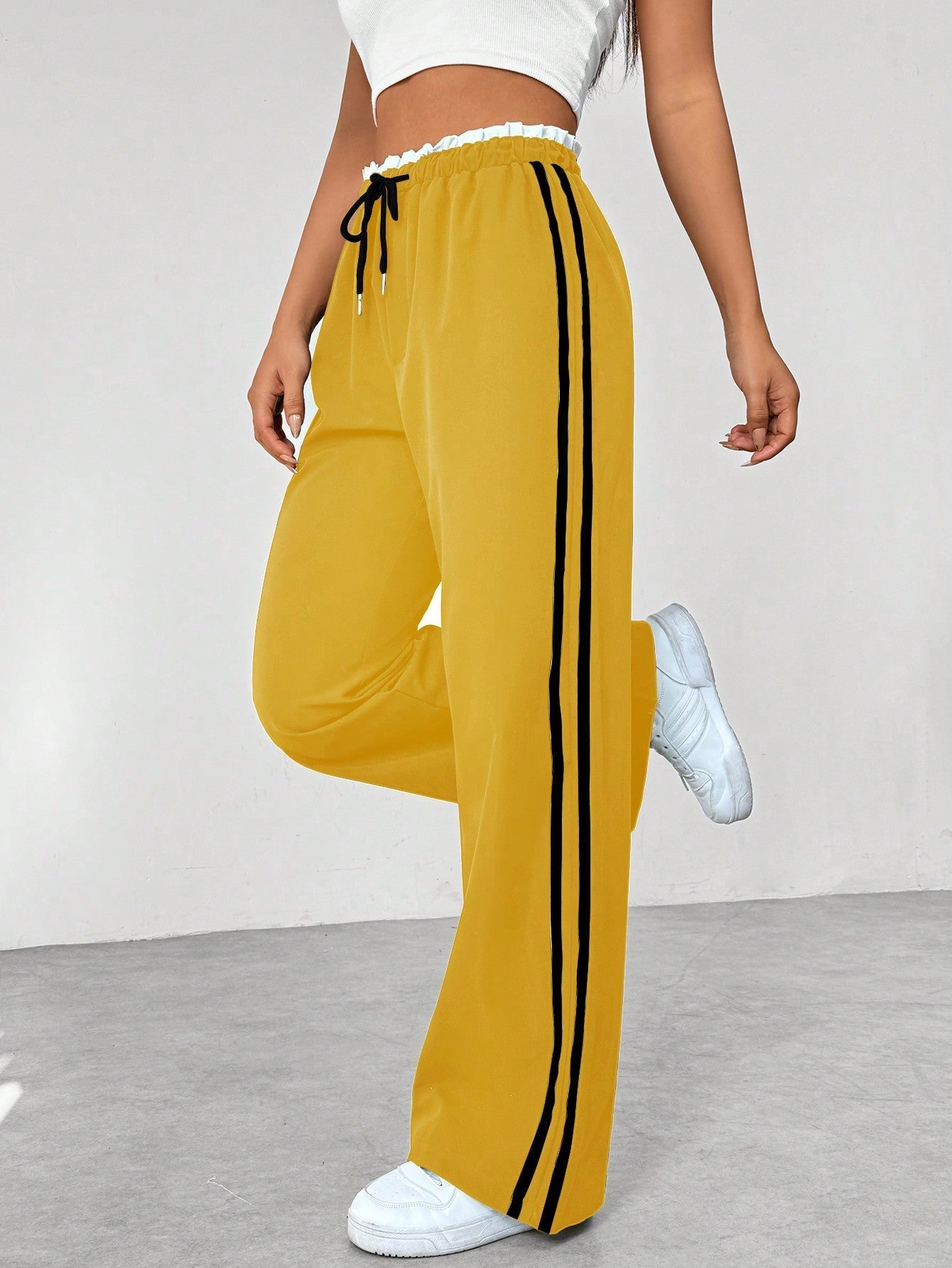 Sophie | Eleganti Pantaloni Sportivi Con Strisce Bianche a Gamba Larga 5