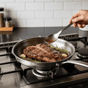 Titan-Premium | Padella in Acciaio Inox con Fondo Ottimizzato | Cottura Sana e Duratura per Ogni Piastra 0