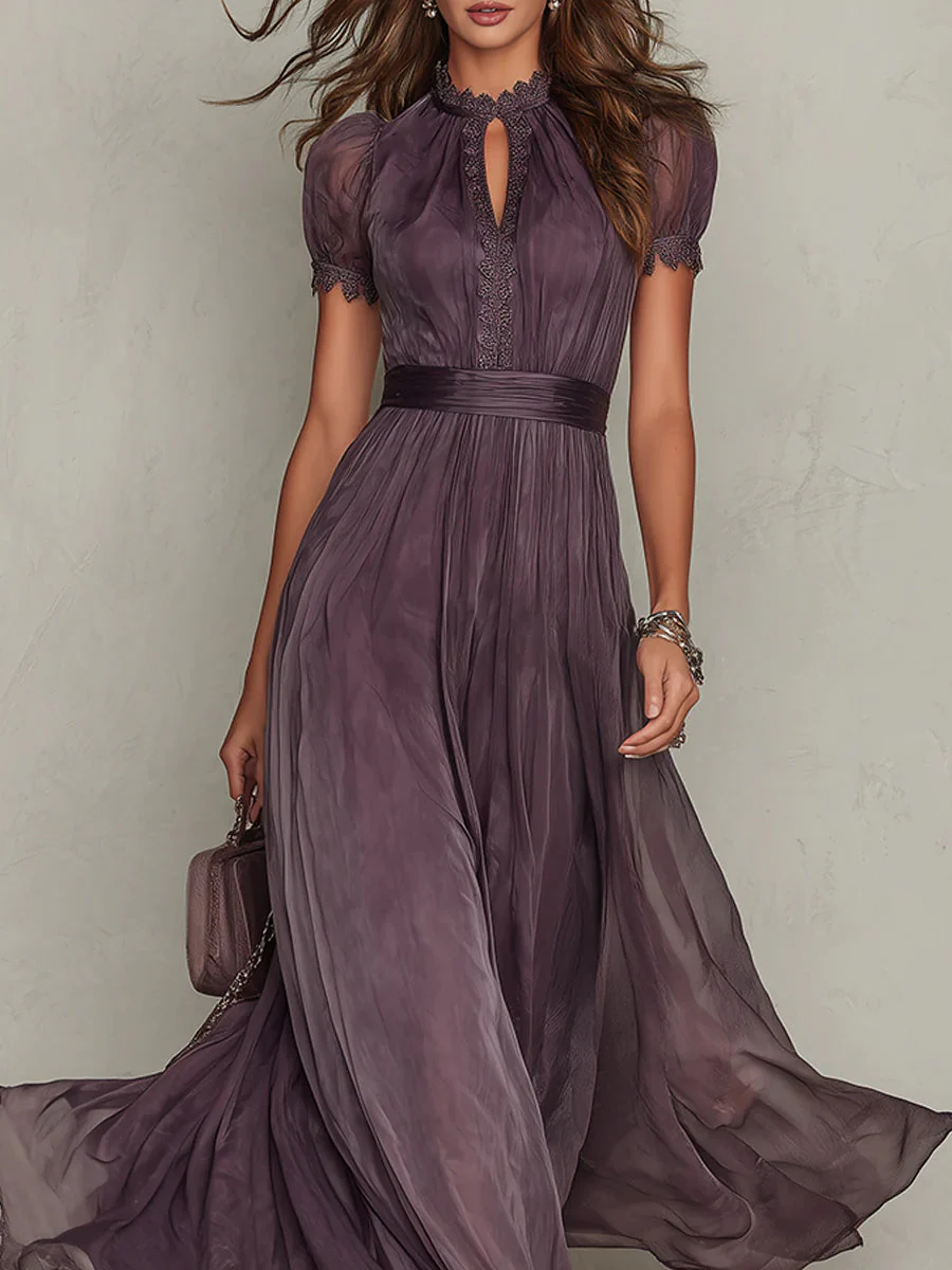 Dettaglio scollo alto e maniche a sbuffo del maxi dress Allegra color prugna