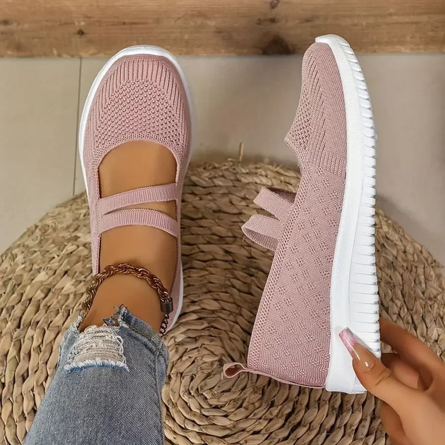 Coppia di scarpe da passeggio donna Aria, mesh e slip-on