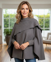 Donna con cappotto in lana talpa, collo a scialle versatile e morbido