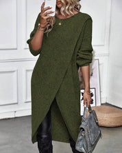 Elara maglione vestito nero abbinato a leggings vista laterale