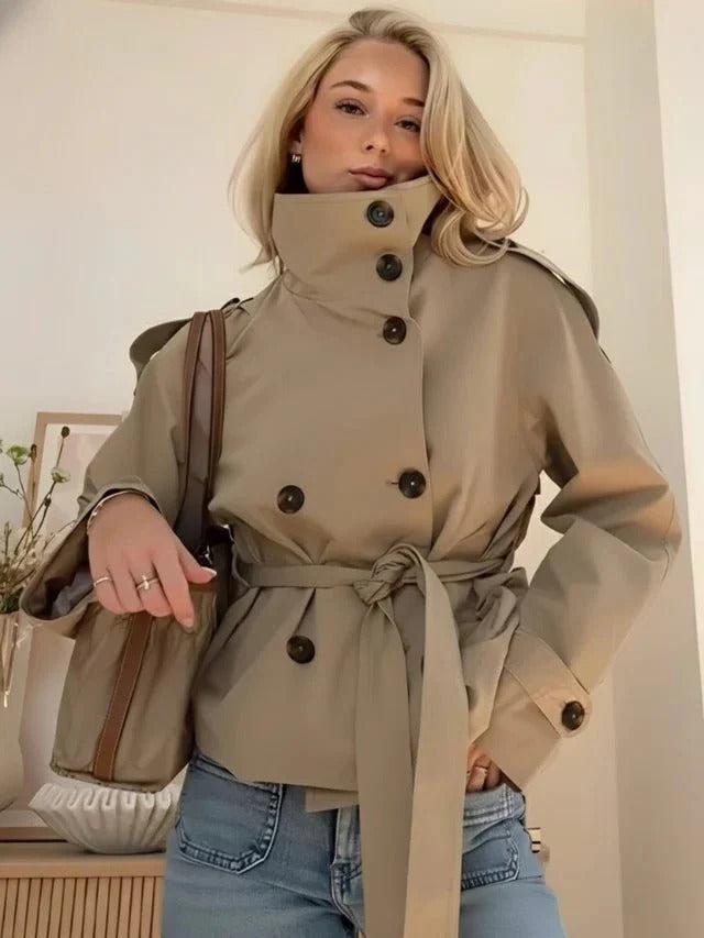 Giacca trench donna doppiopetto Elara color khaki con collo alto e cintura