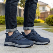 Elvio scarpe ortopediche da uomo a calzata larga con doppio velcro, colore nero