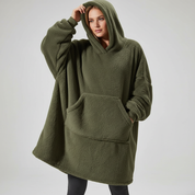 Dettaglio cappuccio morbido della felpa coperta oversize in poliestere