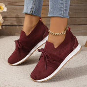 Dettaglio struttura a maglia sneaker ortopediche donna Fiora, vestibilità adattiva