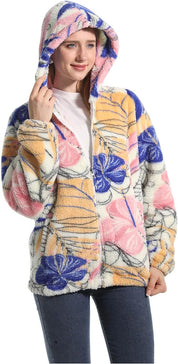 Vista posteriore della giacca donna Fioria in teddy fleece floreale