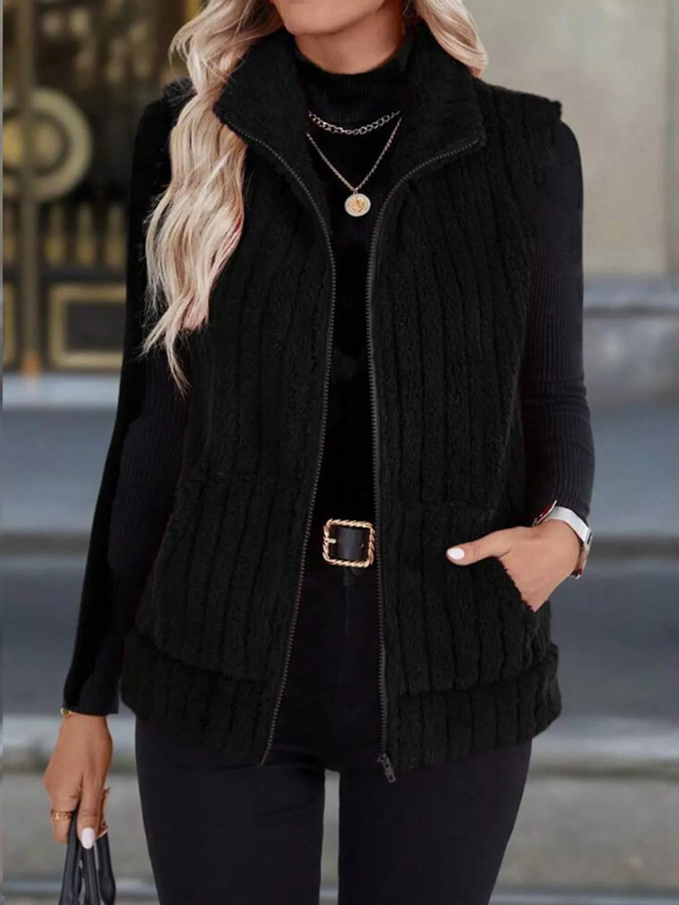 Gilet donna in pile con zip frontale colore nero