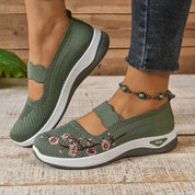 Scarpe donna Lena multicolore disposte su superficie chiara
