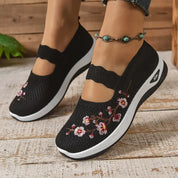 Lena scarpe donna nere con supporto alluce valgo, vista frontale