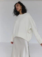 Maglione donna girocollo beige versatile per uso quotidiano