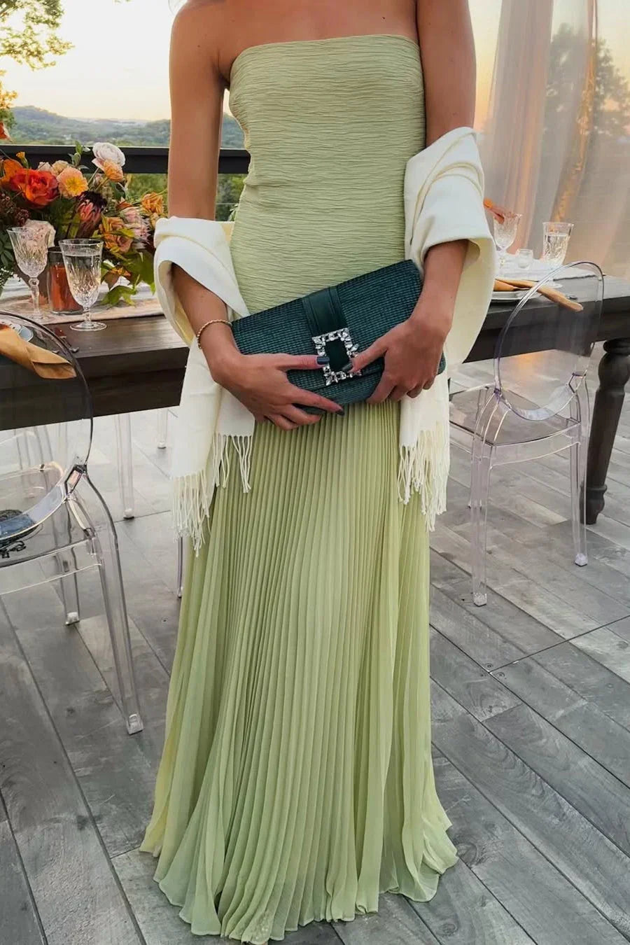 Maxi dress plissé verde da donna per occasioni eleganti