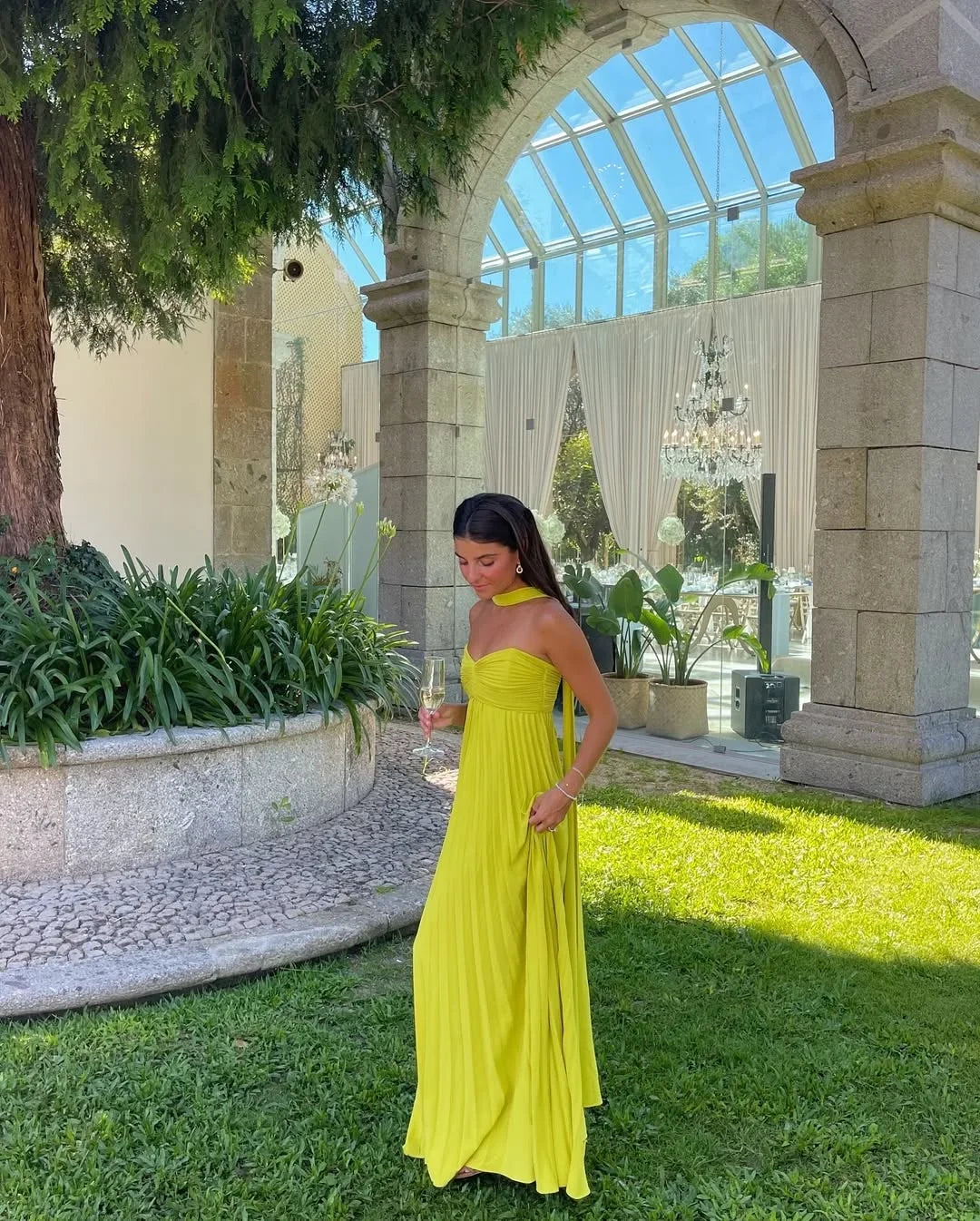 Mirella maxi dress plissettato giallo lime senza spalline da donna