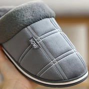 Pantofole domestiche unisex in peluche marrone morbido