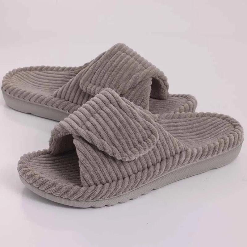 Pantofole four season donna in ecopelliccia, quattro colori disponibili