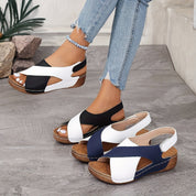 Sandali ortopedici donna Valeria con design inclinato e suola memory foam