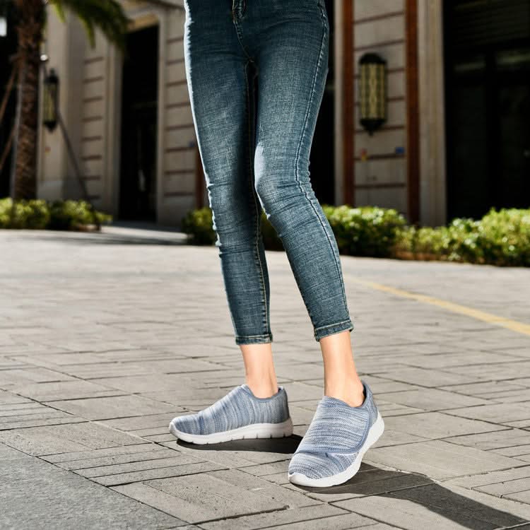 Confronto larghezza extra vs standard scarpe ortopediche donna edema