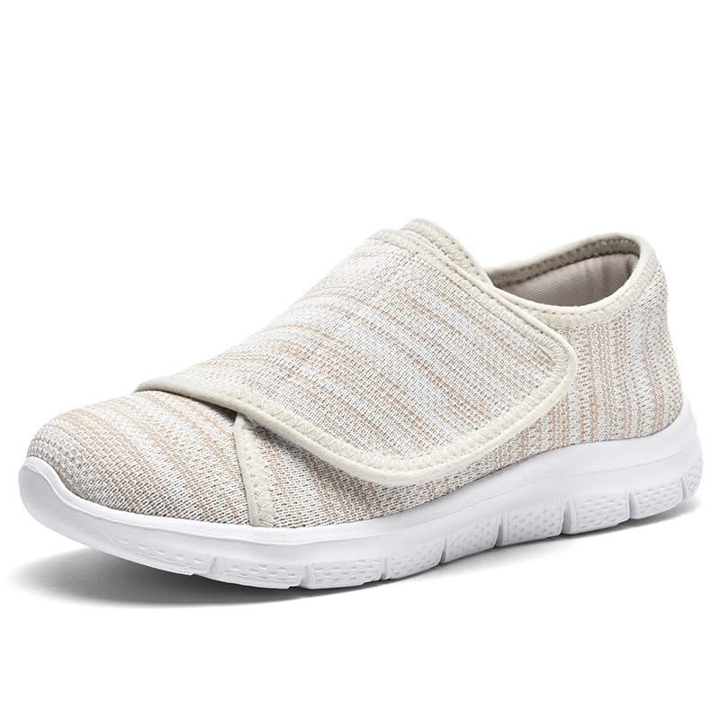 Dettaglio suola ammortizzante antiscivolo scarpe ortopediche donna