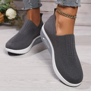 Valeria calzature ortopediche donna disponibili in rosa, beige, nero, grigio, blu e rosso