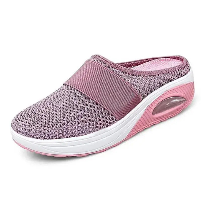 Scarpe ortopediche con zeppa da donna in soft latex – vista frontale