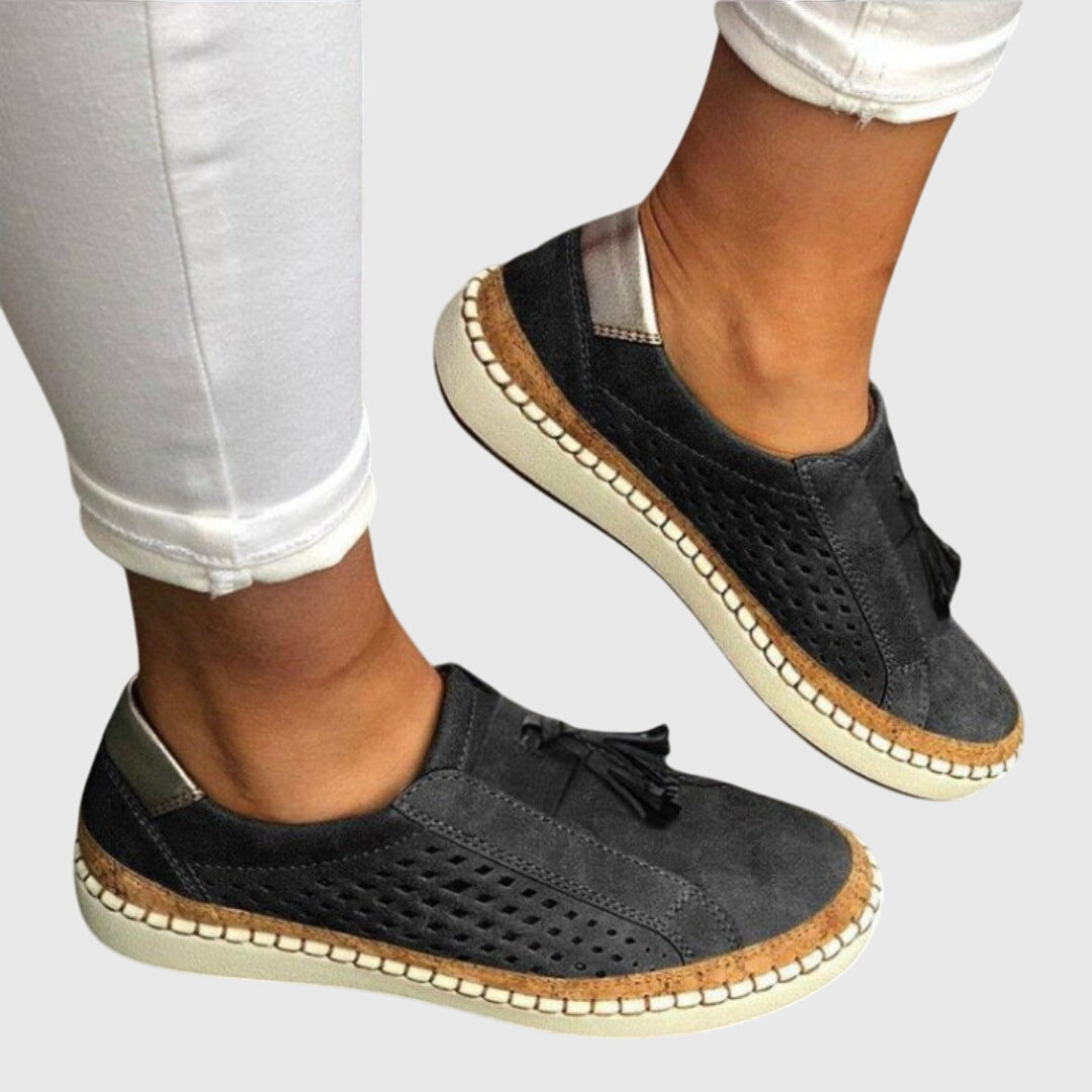 Scarpe ortopediche da donna in diverse varianti di colore